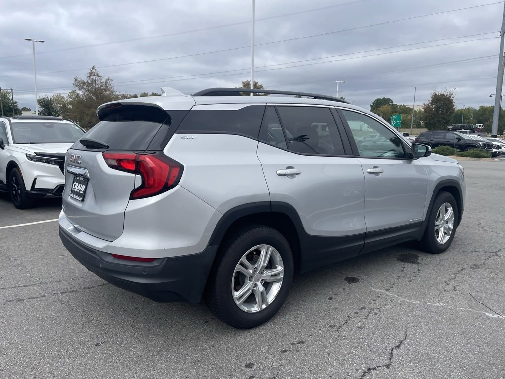 Used 2021 GMC Terrain SLE w/ Driver Convenience Package image 7