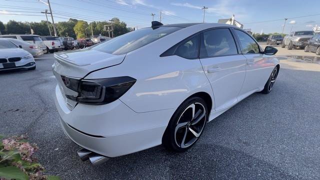 Used 2018 Honda Accord Sport image 7