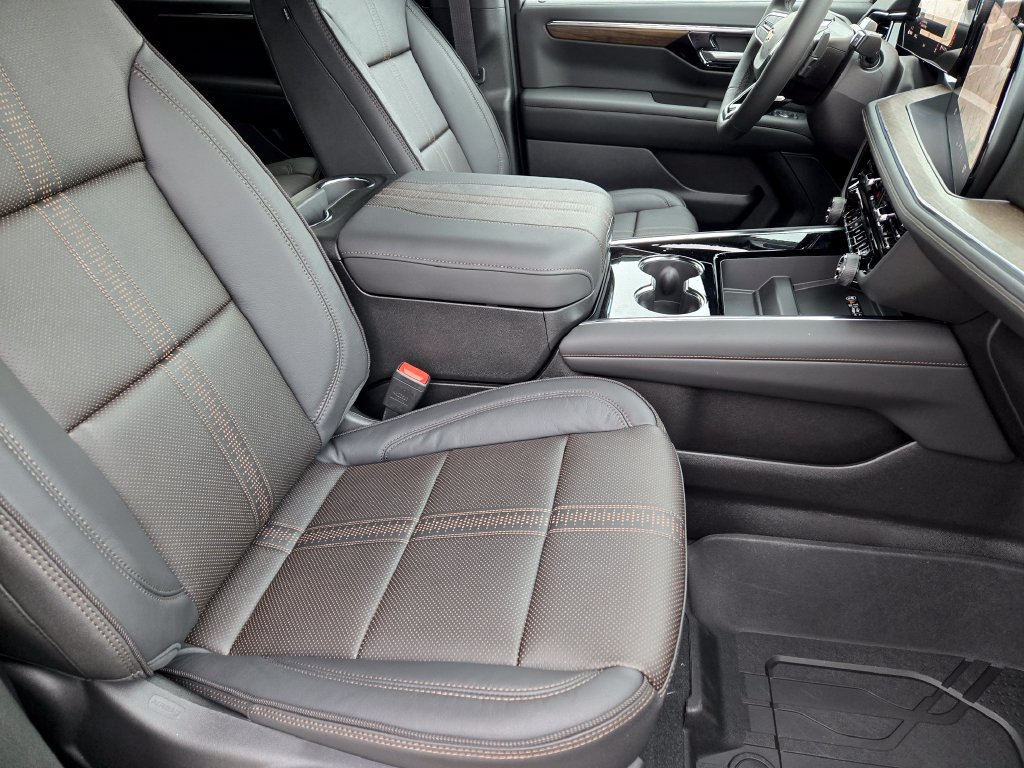 New 2026 Chevrolet Tahoe High Country AWD/4WD image 12