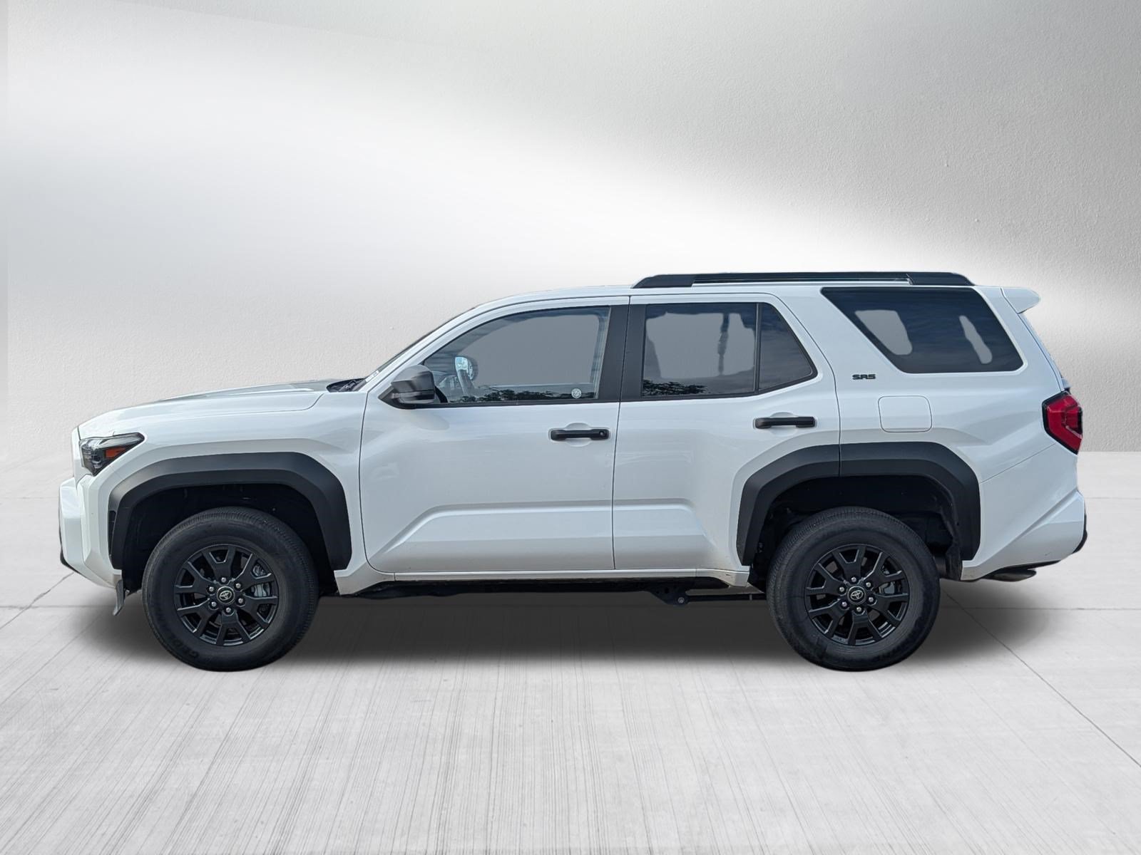 Certified 2025 Toyota 4Runner SR5 AWD/4WD image 4