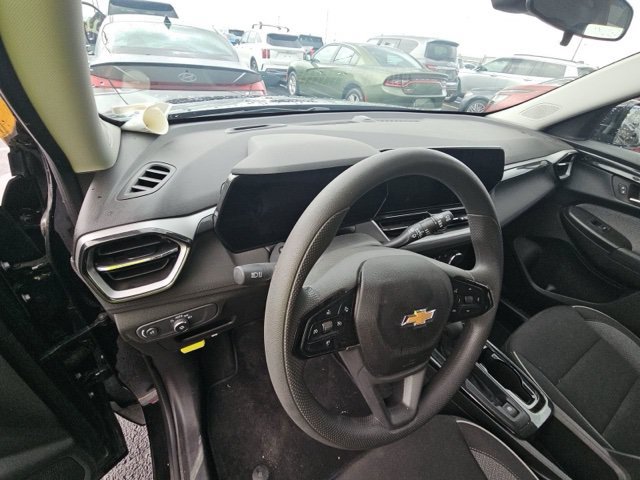 Used 2026 Chevrolet TrailBlazer LT FWD image 6