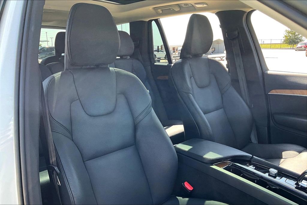 Certified 2023 Volvo XC90 T8 Plus w/ Protection Package Premier image 10