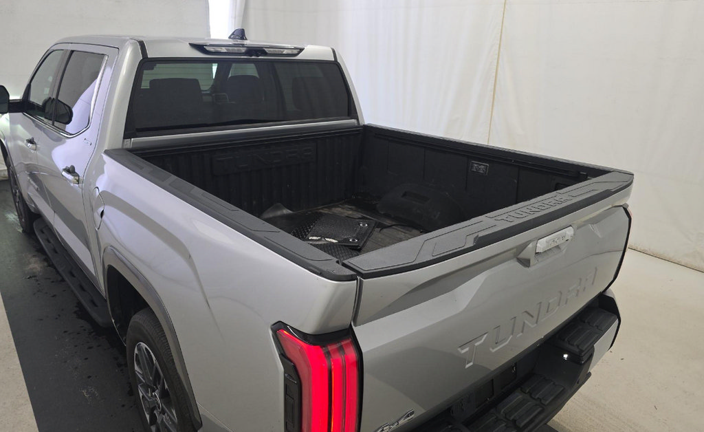 Used 2023 Toyota Tundra Limited AWD/4WD image 15