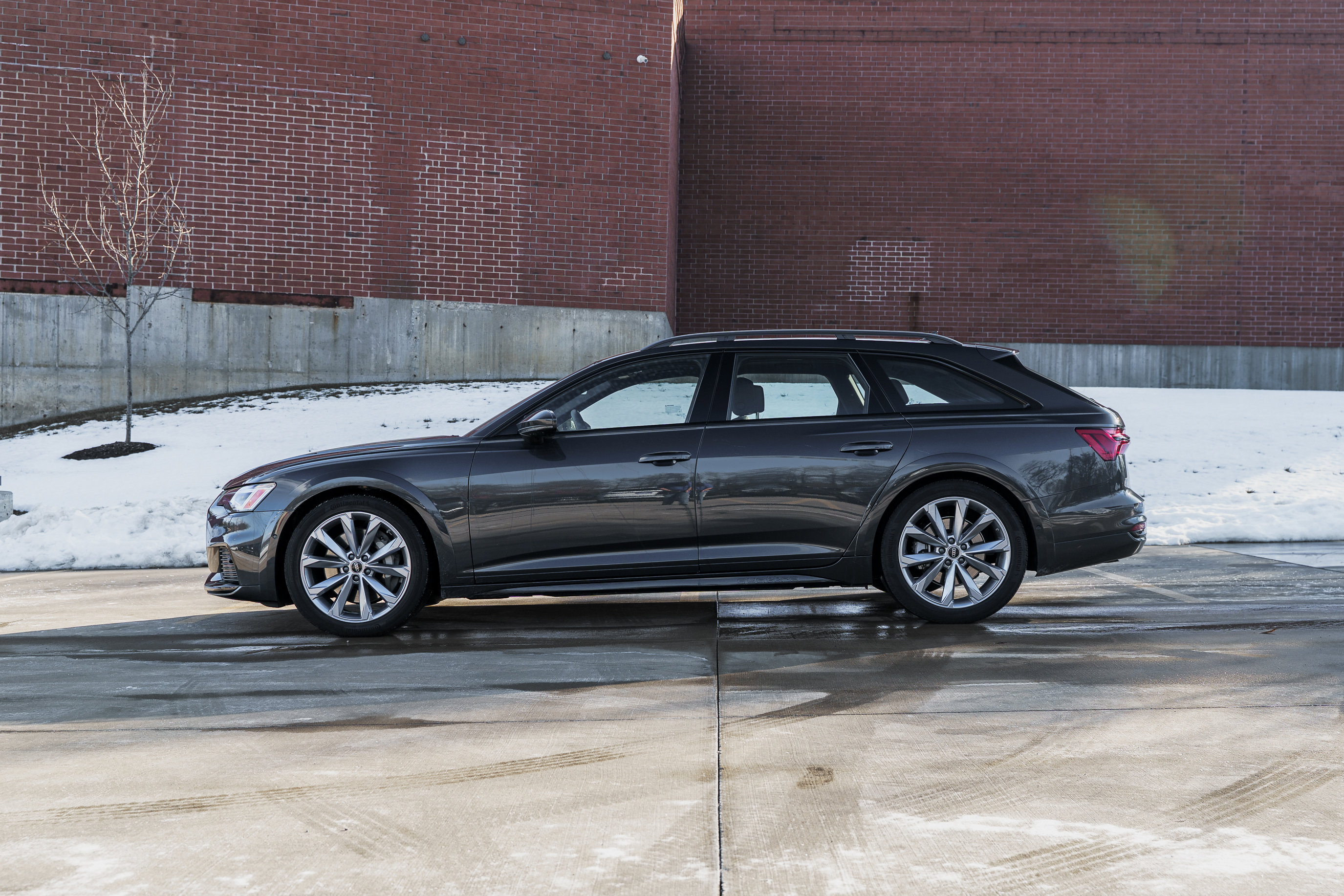 Used 2025 Audi A6 Premium Plus w/ Driver Assistance Package image 17