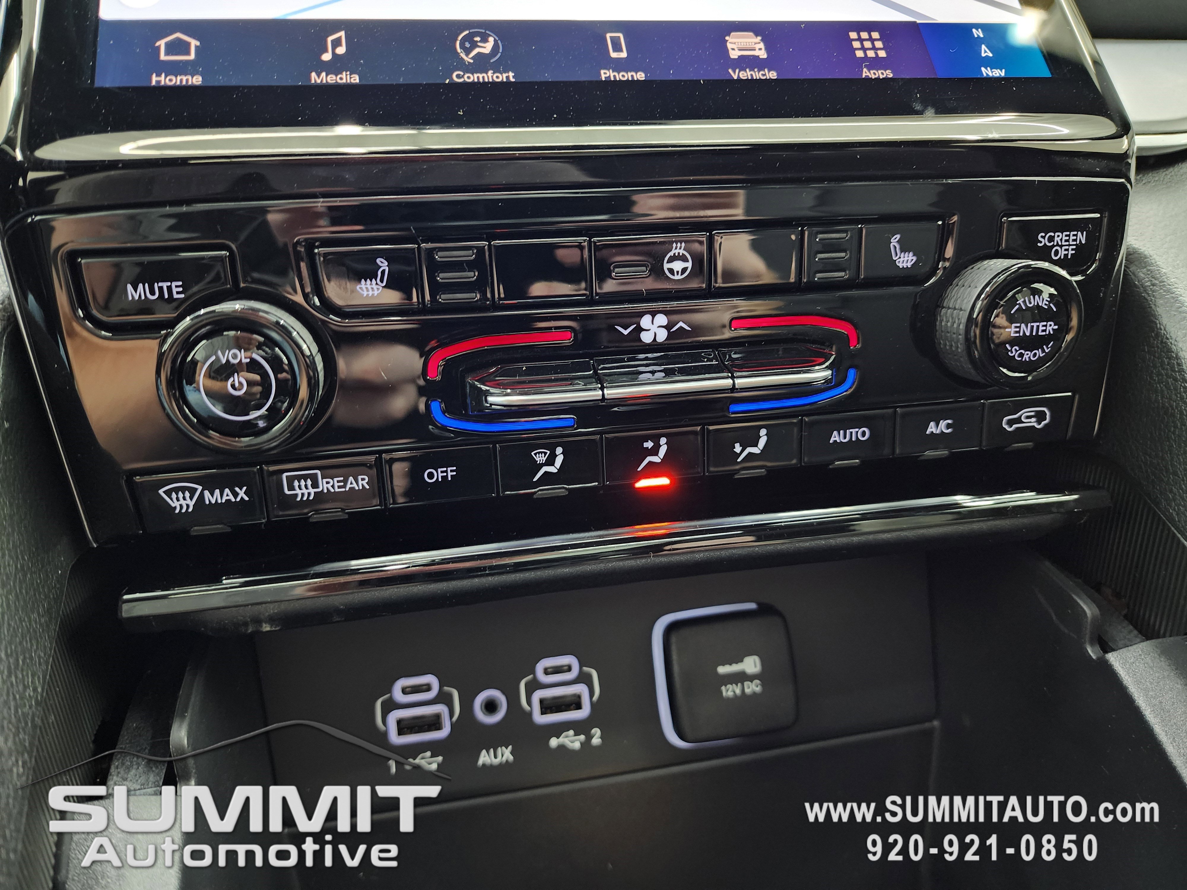 New 2025 Jeep Grand Cherokee Limited w/ Black Appearance Package image 50