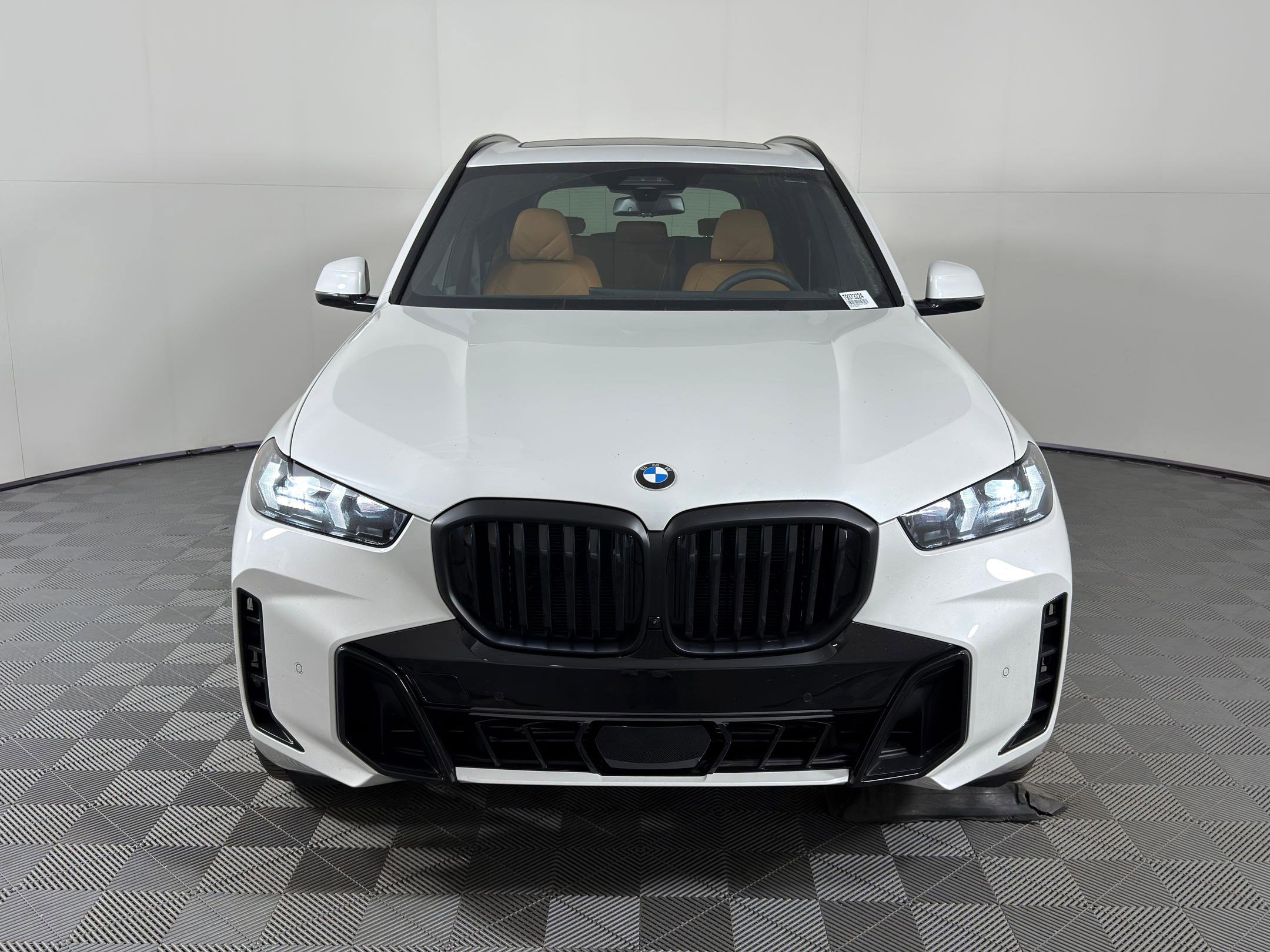 New 2026 BMW X5 sDrive40i w/ M Sport Package image 3