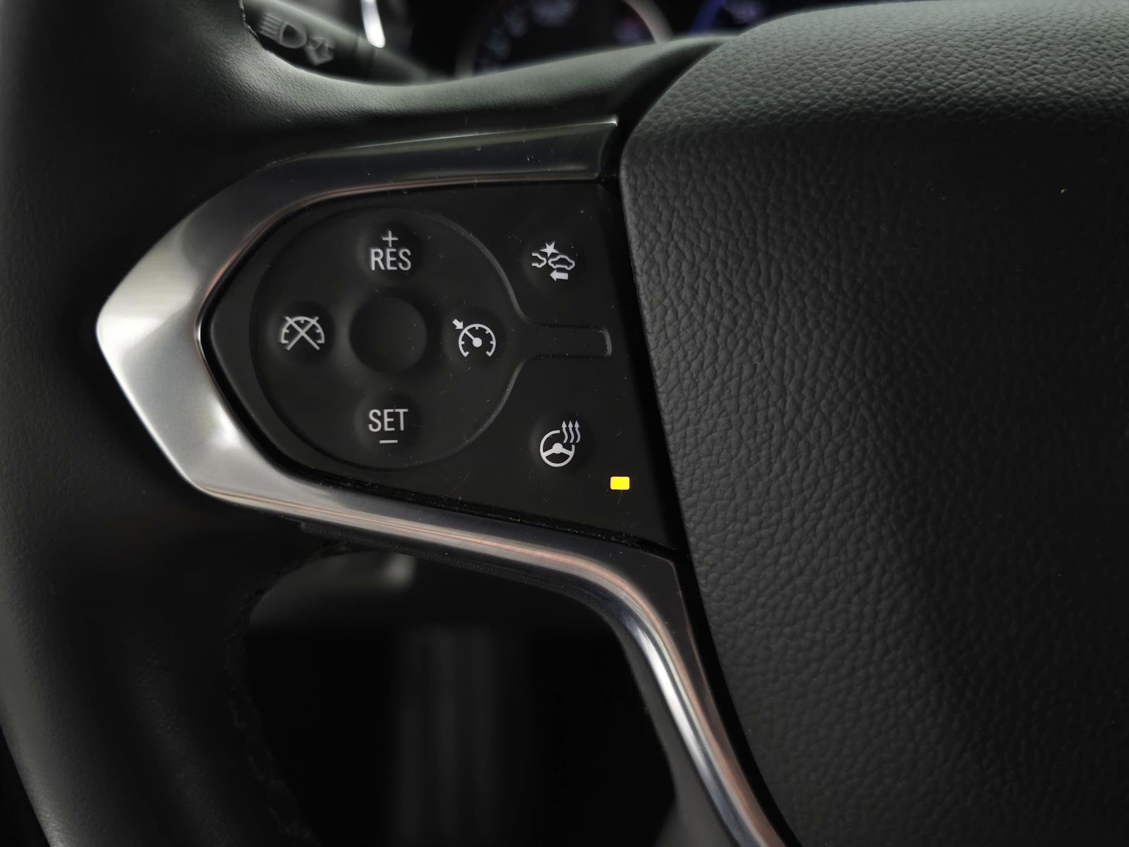 Used 2023 Chevrolet Traverse High Country w/ LPO, Floor Liner Package AWD/4WD image 23