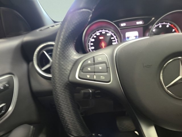 Used 2019 Mercedes-Benz CLA 250 4MATIC image 27