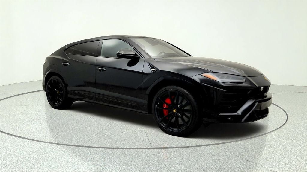 Used 2019 Lamborghini Urus AWD/4WD image 3