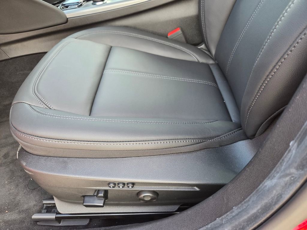 New 2026 Alfa Romeo Giulia Base w/ Driving Assist Package image 12