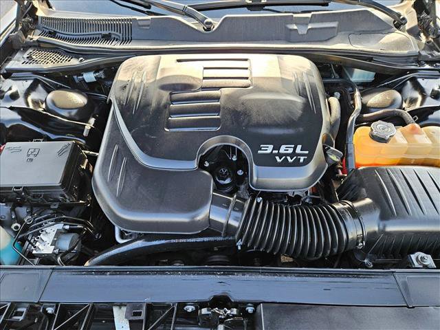 Used 2019 Dodge Challenger SXT AWD/4WD image 22