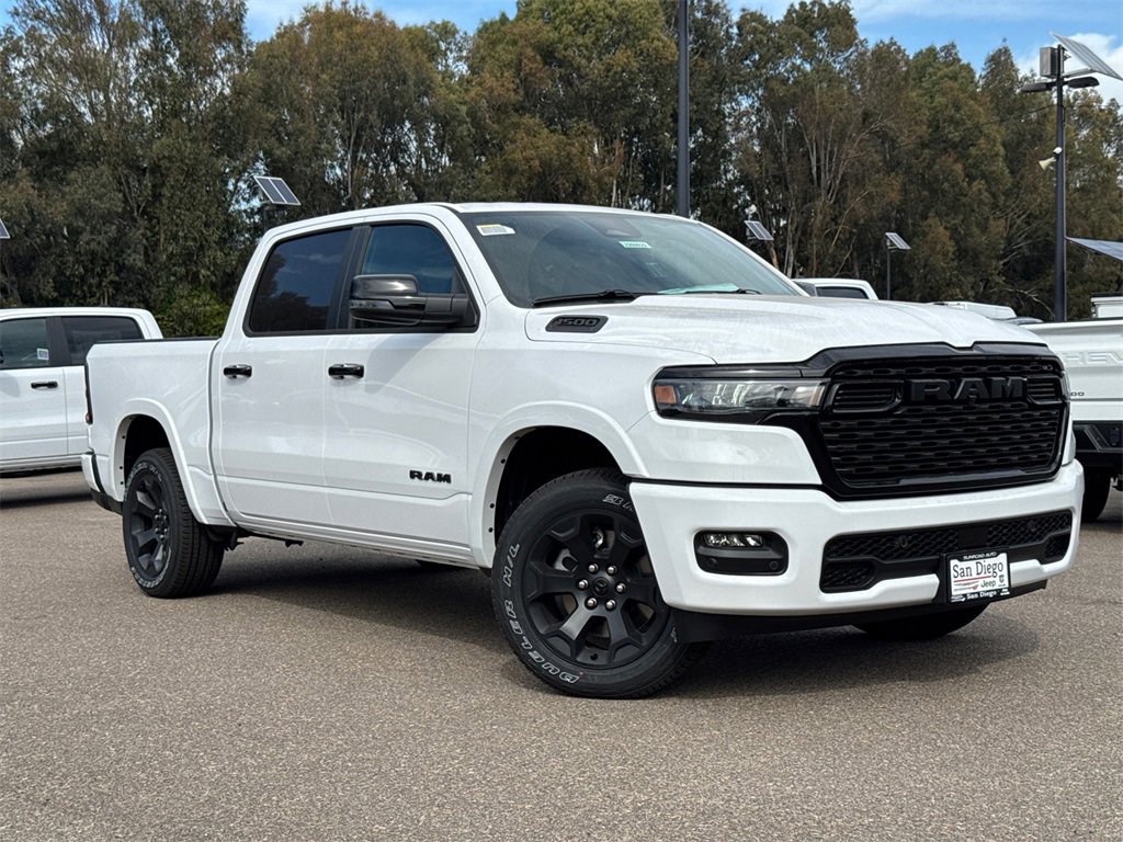 New 2026 RAM 1500 4x4 Crew Cab image 2
