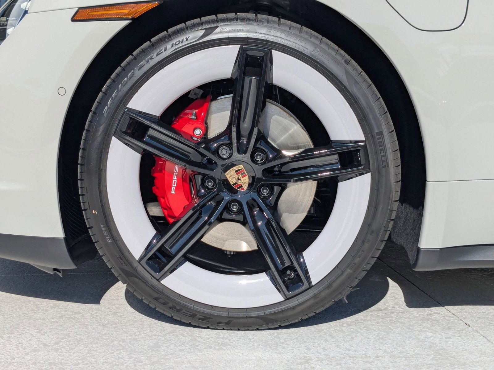 New 2026 Porsche Taycan 4S image 30