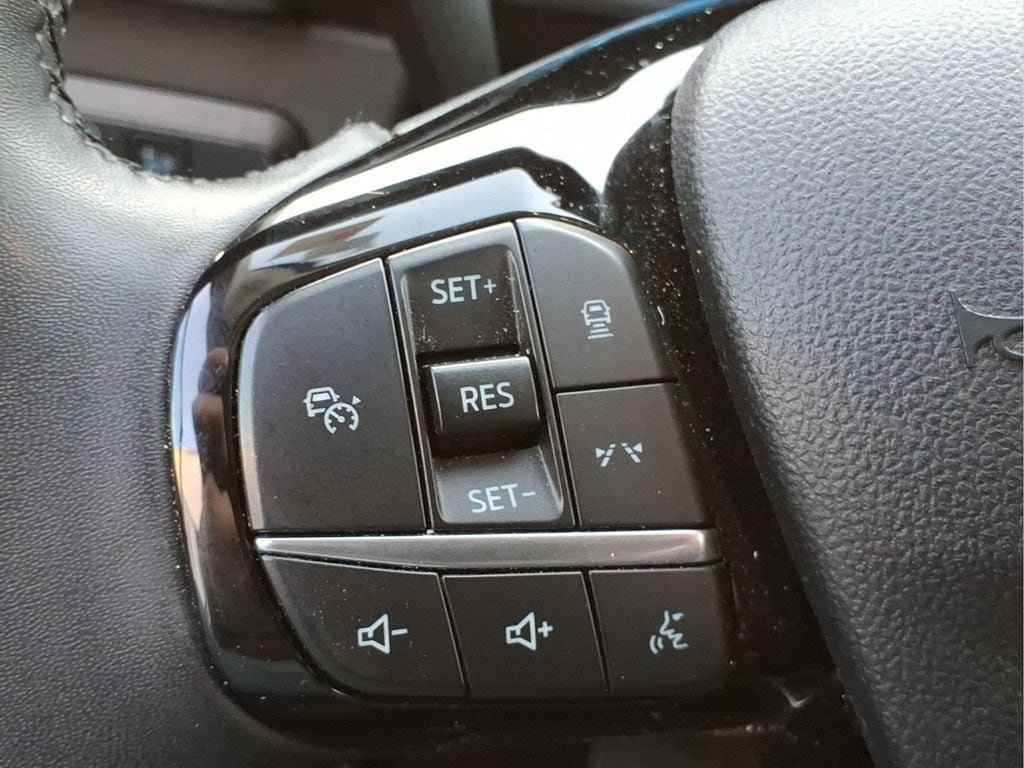 Used 2024 Ford Escape SE w/ PHEV Premium Package FWD image 23