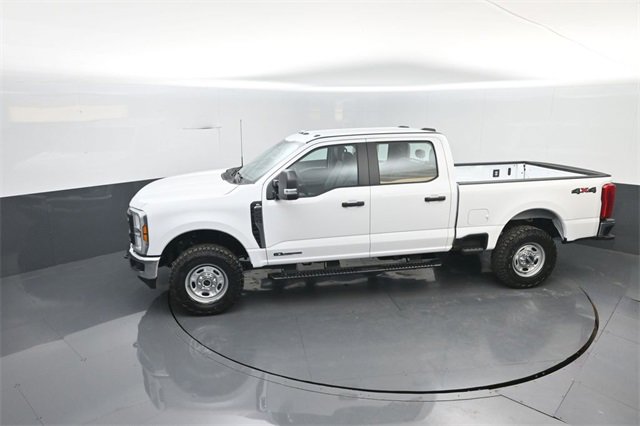 New 2026 Ford F250 XL w/ XL Off-Road Package image 18