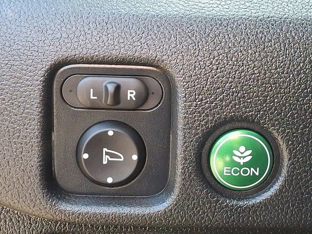 Used 2022 Honda Pilot Sport image 25
