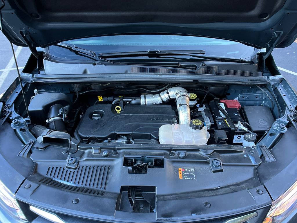 Used 2022 Chevrolet Trax LT w/ LT Convenience Package image 21