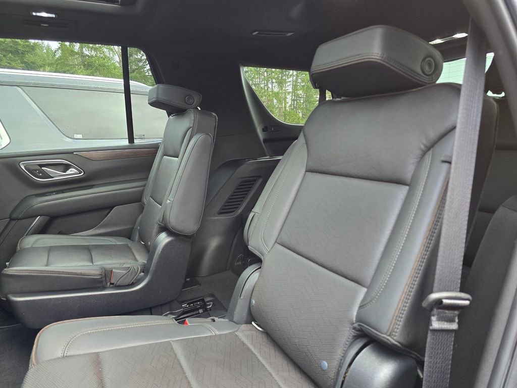 Used 2021 Chevrolet Tahoe High Country image 17