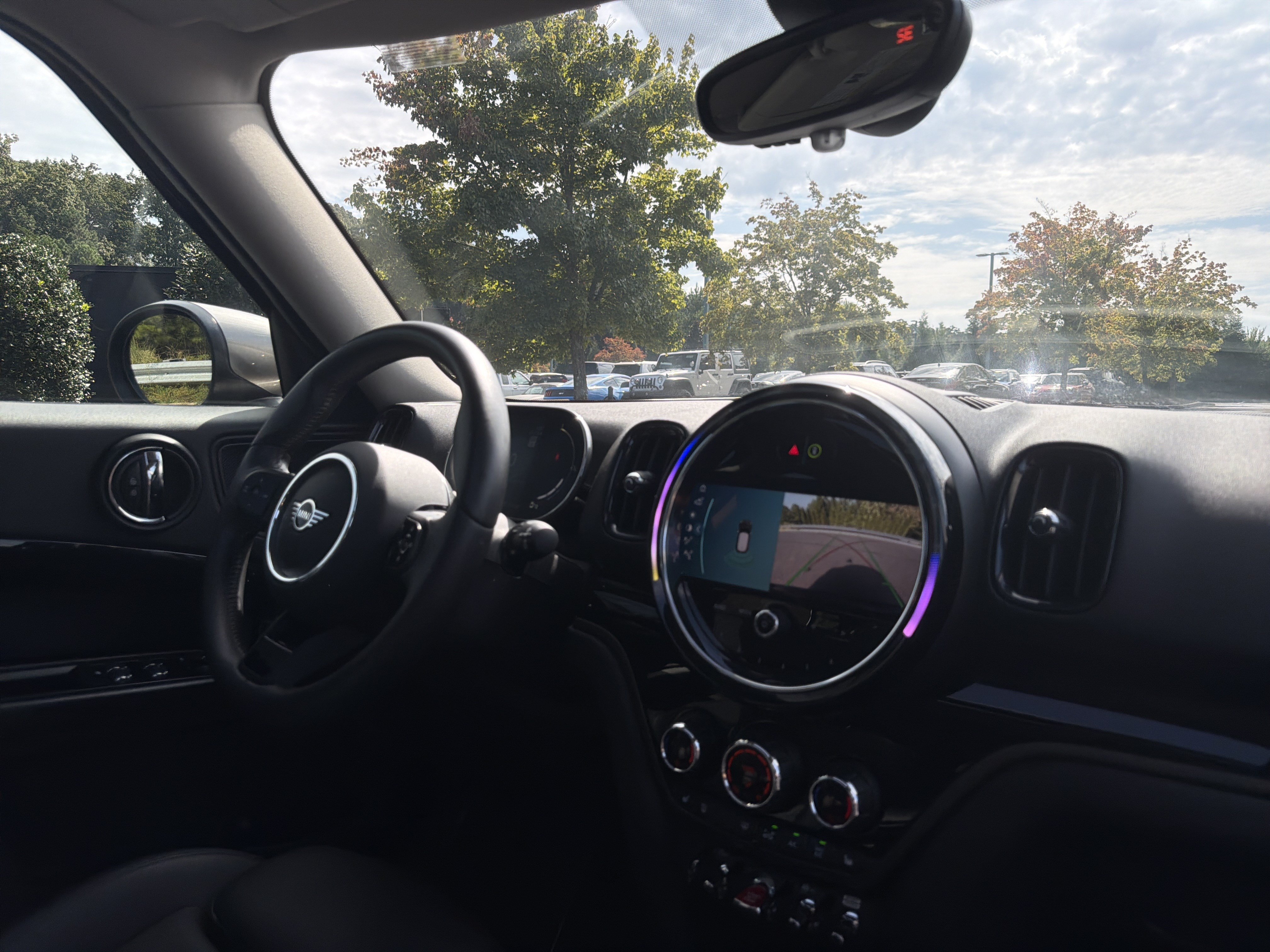 Used 2024 MINI Cooper Countryman S w/ Premium Package FWD image 6