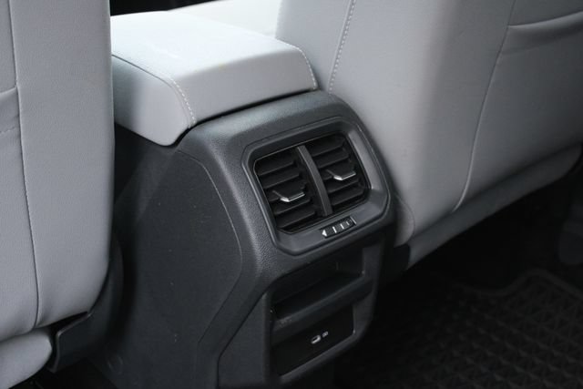 Used 2024 Volkswagen Taos SE AWD/4WD image 22