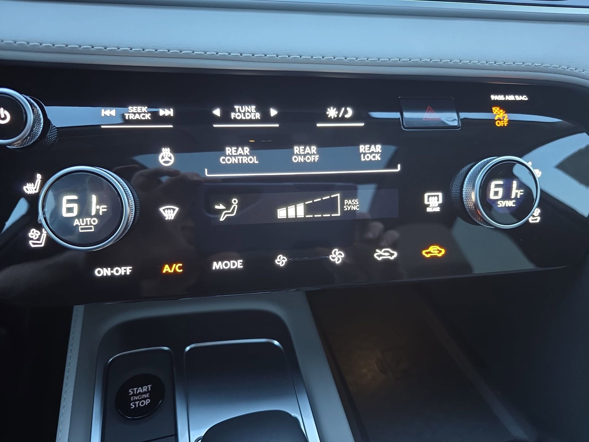 New 2026 INFINITI QX60 Luxe w/ Cargo Package image 24