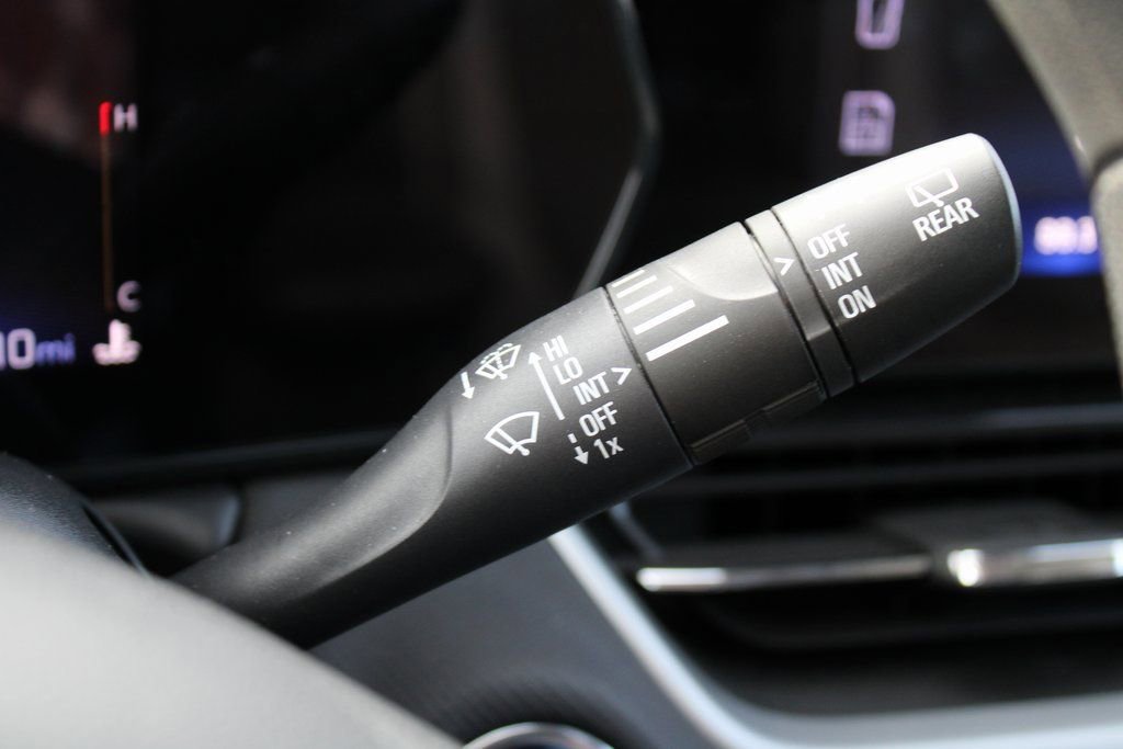 Used 2025 Chevrolet TrailBlazer LT image 33