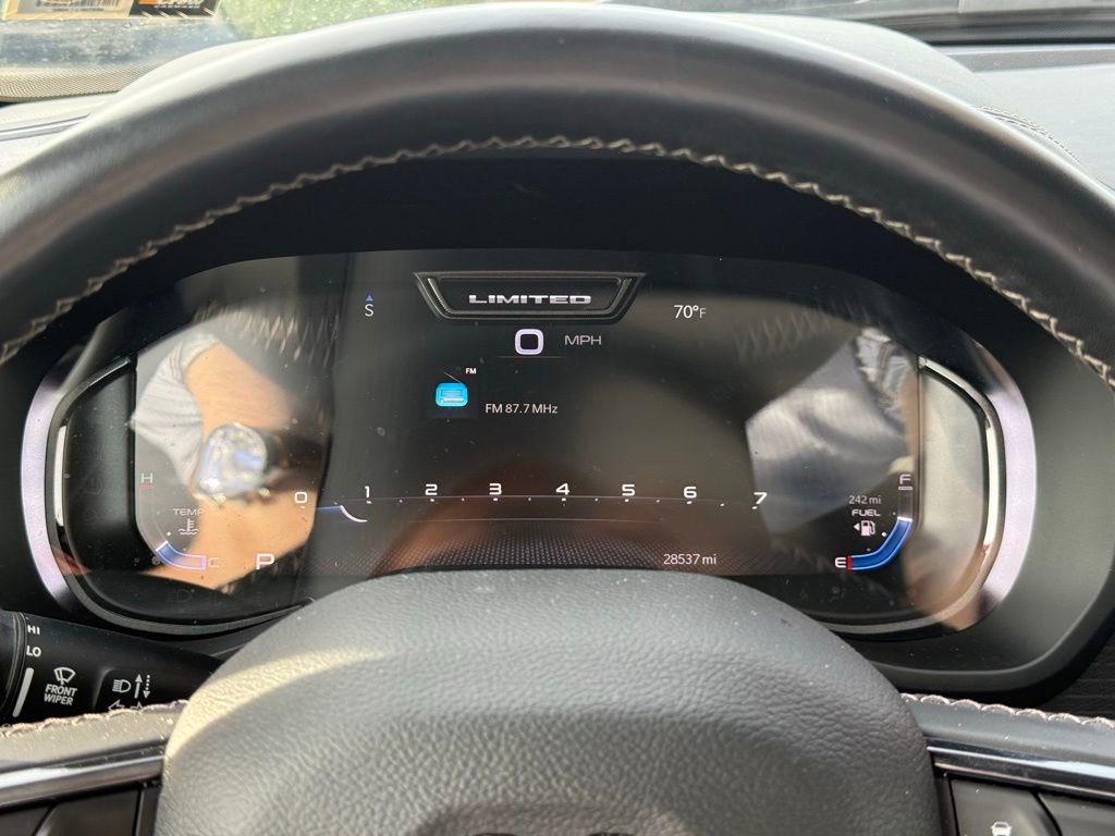 Used 2023 RAM 1500 Limited image 9