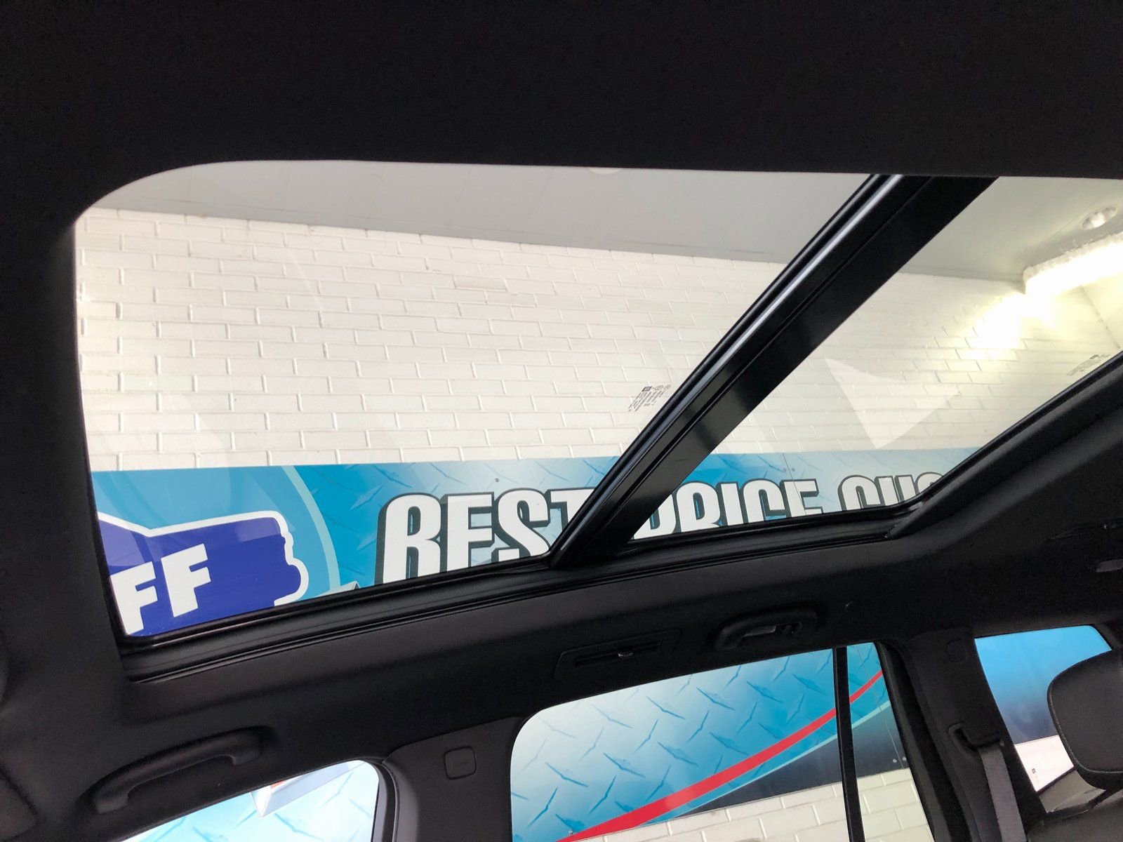 Certified 2023 Cadillac XT6 Sport image 23