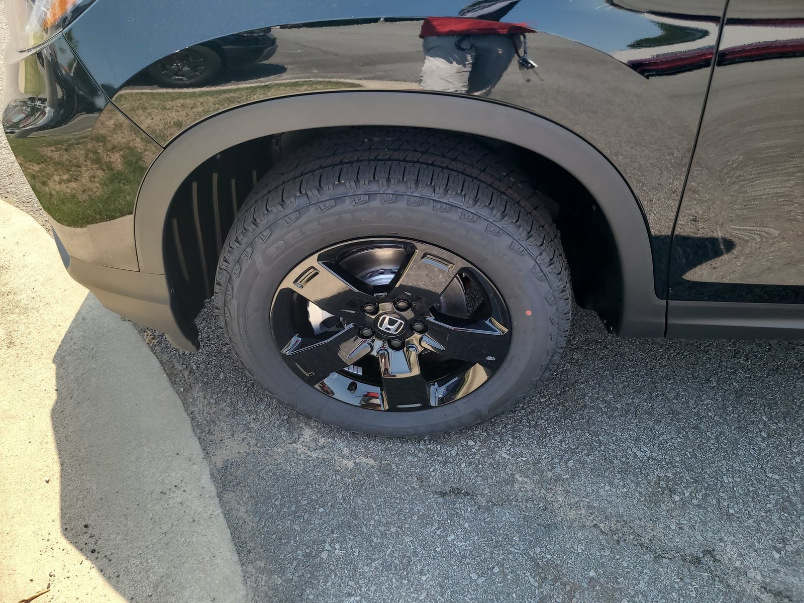 New 2026 Honda Ridgeline Black Edition image 9