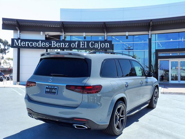 New 2026 Mercedes-Benz GLS 450 4MATIC image 3