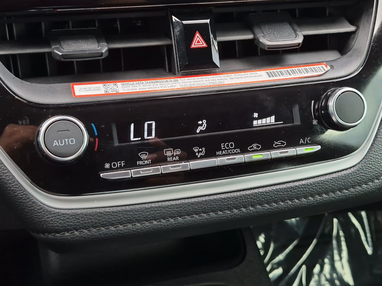 Certified 2025 Toyota Corolla SE FWD image 17
