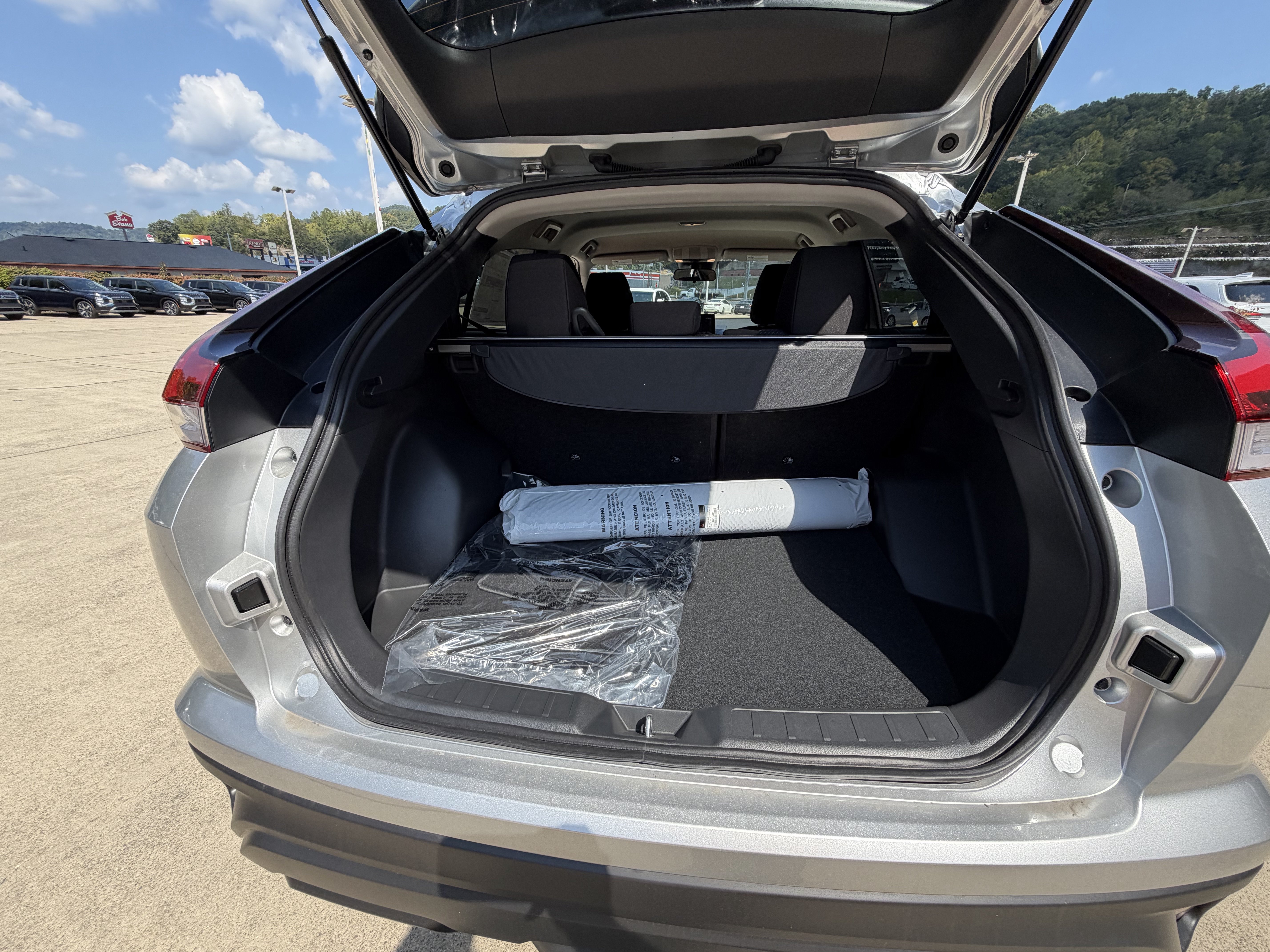 New 2026 Mitsubishi Eclipse Cross ES AWD/4WD image 6