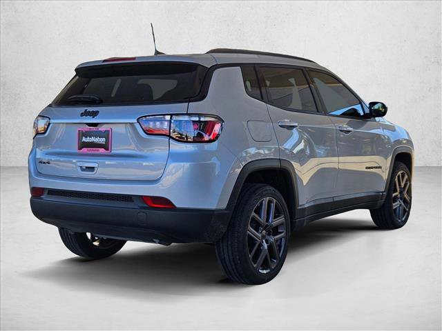 New 2026 Jeep Compass Latitude image 2