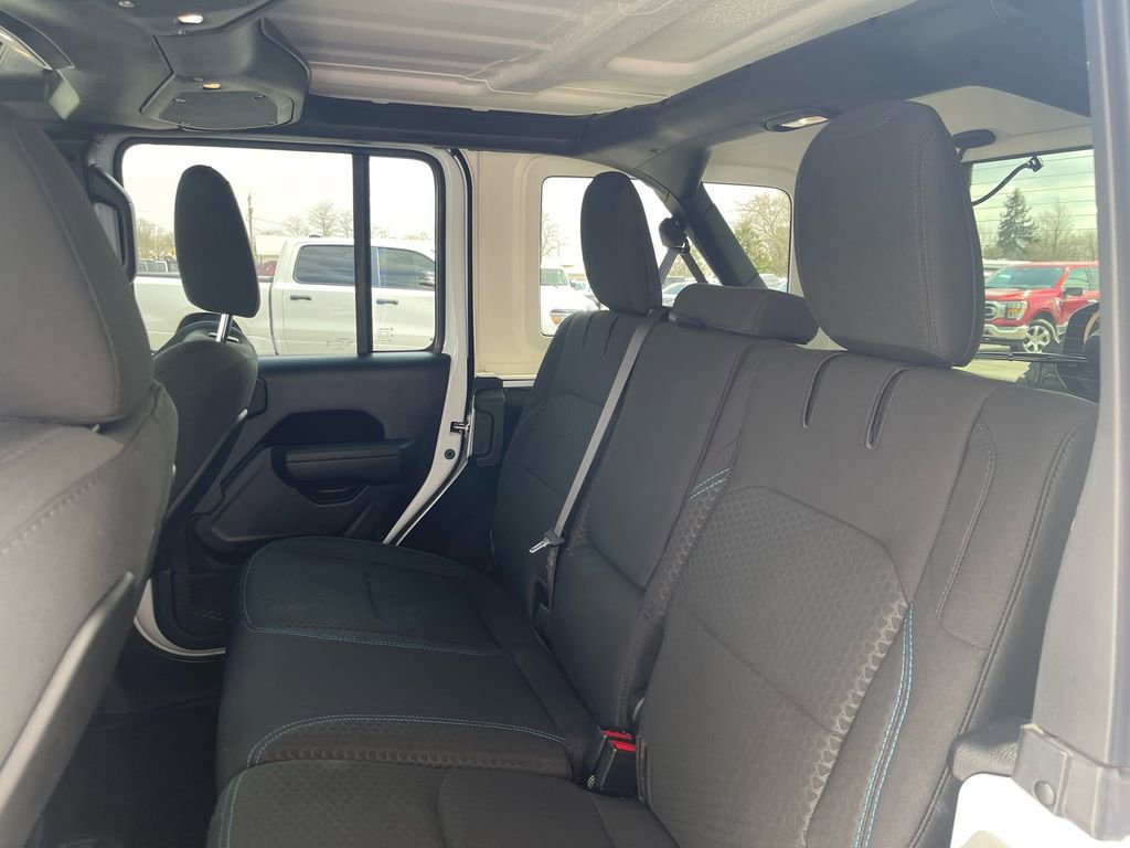 Used 2025 Jeep Wrangler Unlimited Rubicon 4xe w/ Safety Group image 14