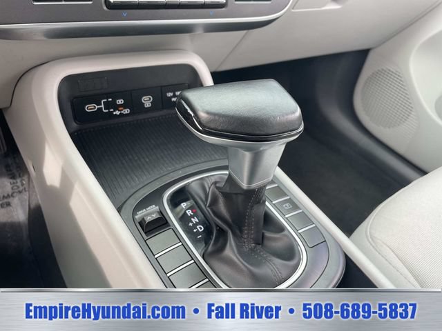 Used 2025 Hyundai Kona SEL FWD image 24