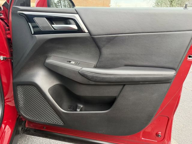 Used 2023 Mitsubishi Outlander SE image 30