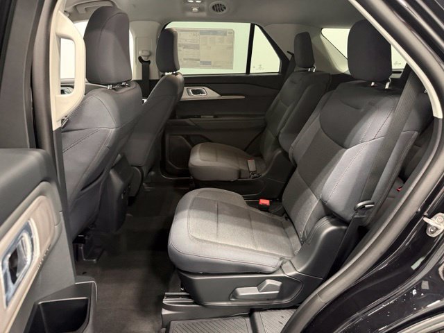 New 2026 Ford Explorer Active RWD image 24