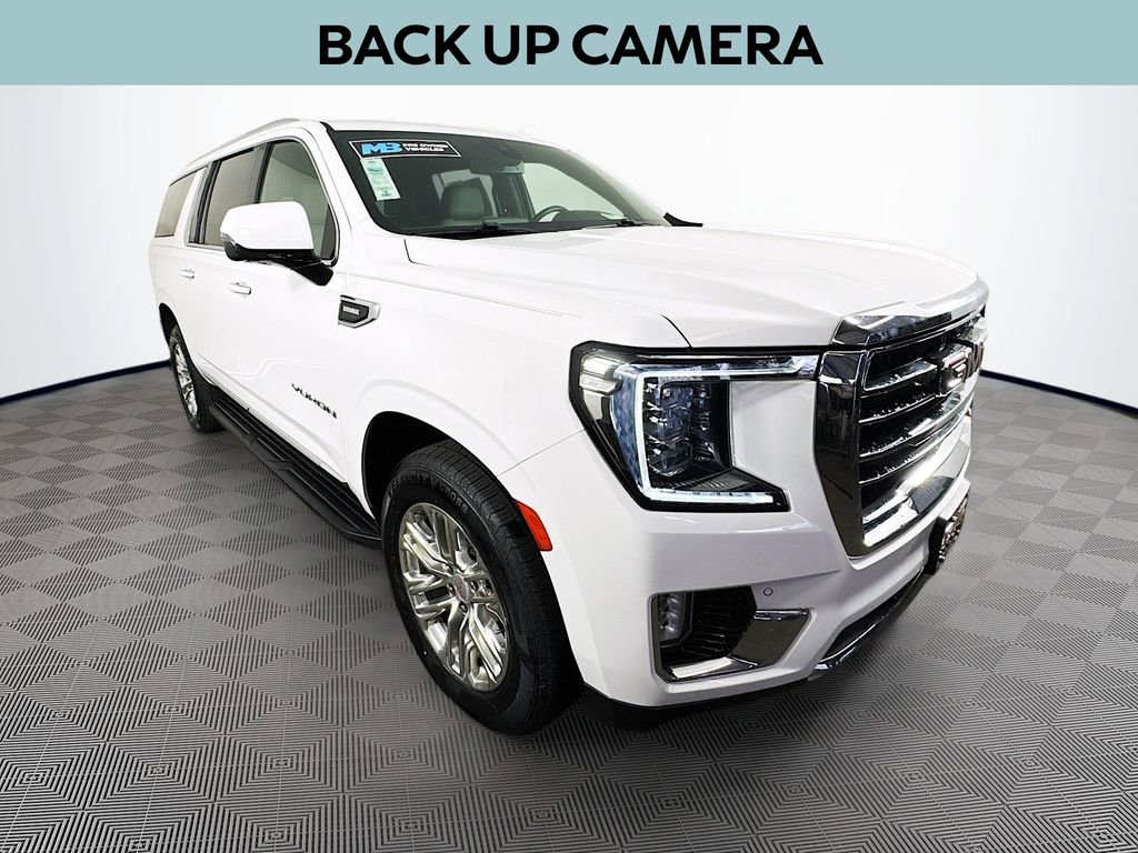 Used 2022 GMC Yukon XL SLT w/ SLT Luxury Package image 3