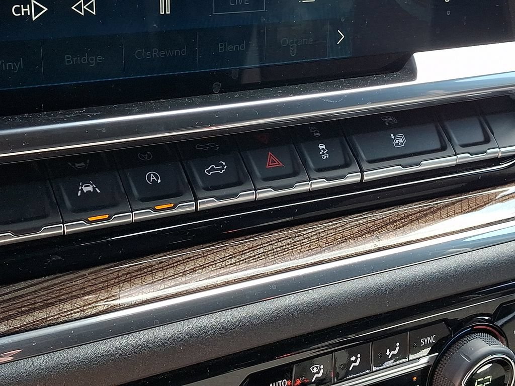 Certified 2023 Chevrolet Silverado 1500 LT AWD/4WD image 24
