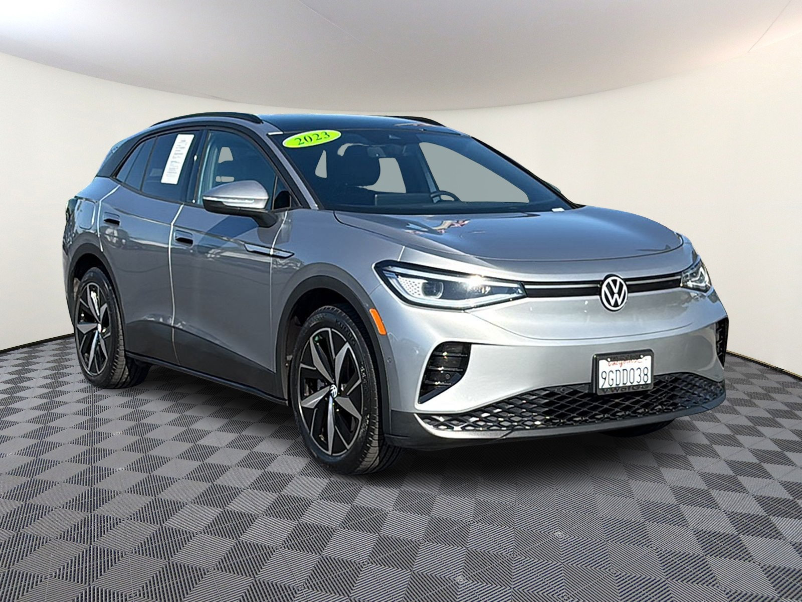 Used 2023 Volkswagen ID.4 Pro S RWD image 1