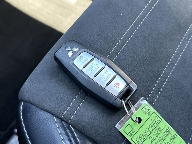 Used 2024 Mitsubishi Outlander SE image 29