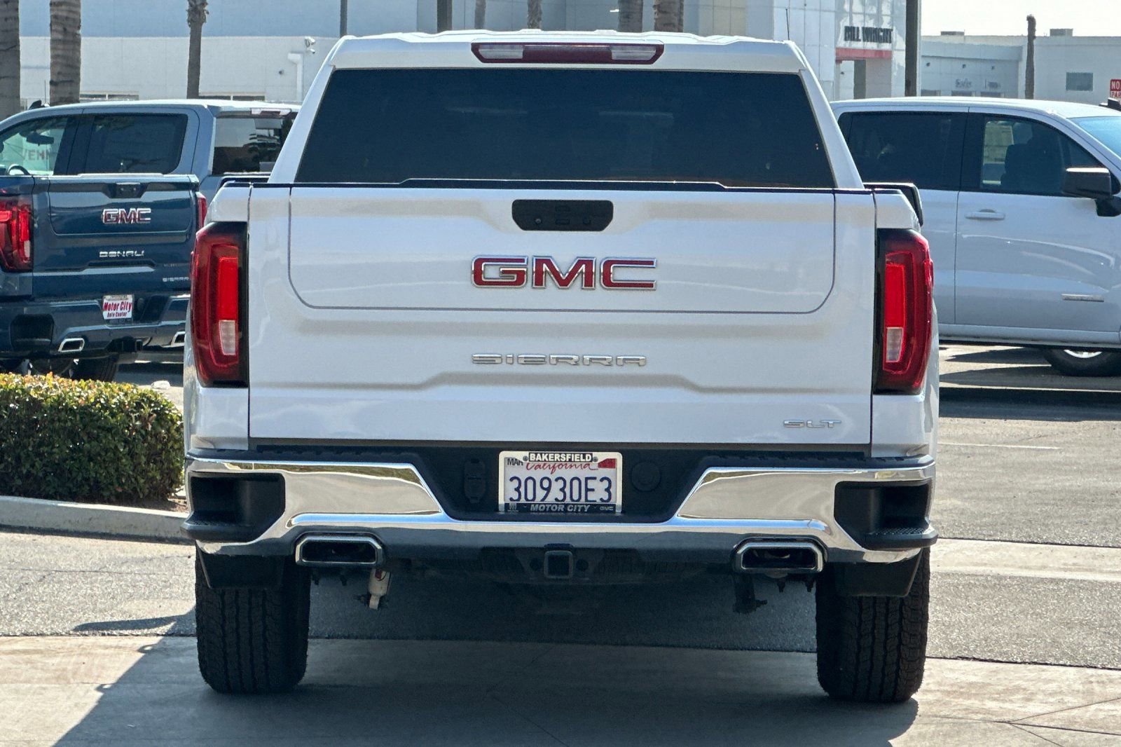 Certified 2021 GMC Sierra 1500 SLT w/ X31 Off-Road Package image 5