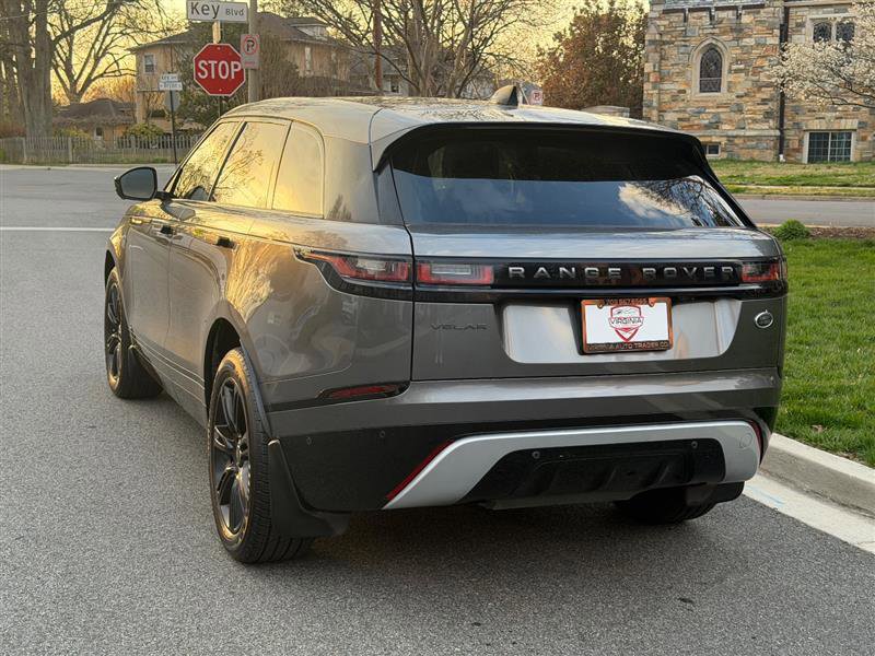 Used 2018 Land Rover Range Rover Velar R-Dynamic SE AWD/4WD image 10