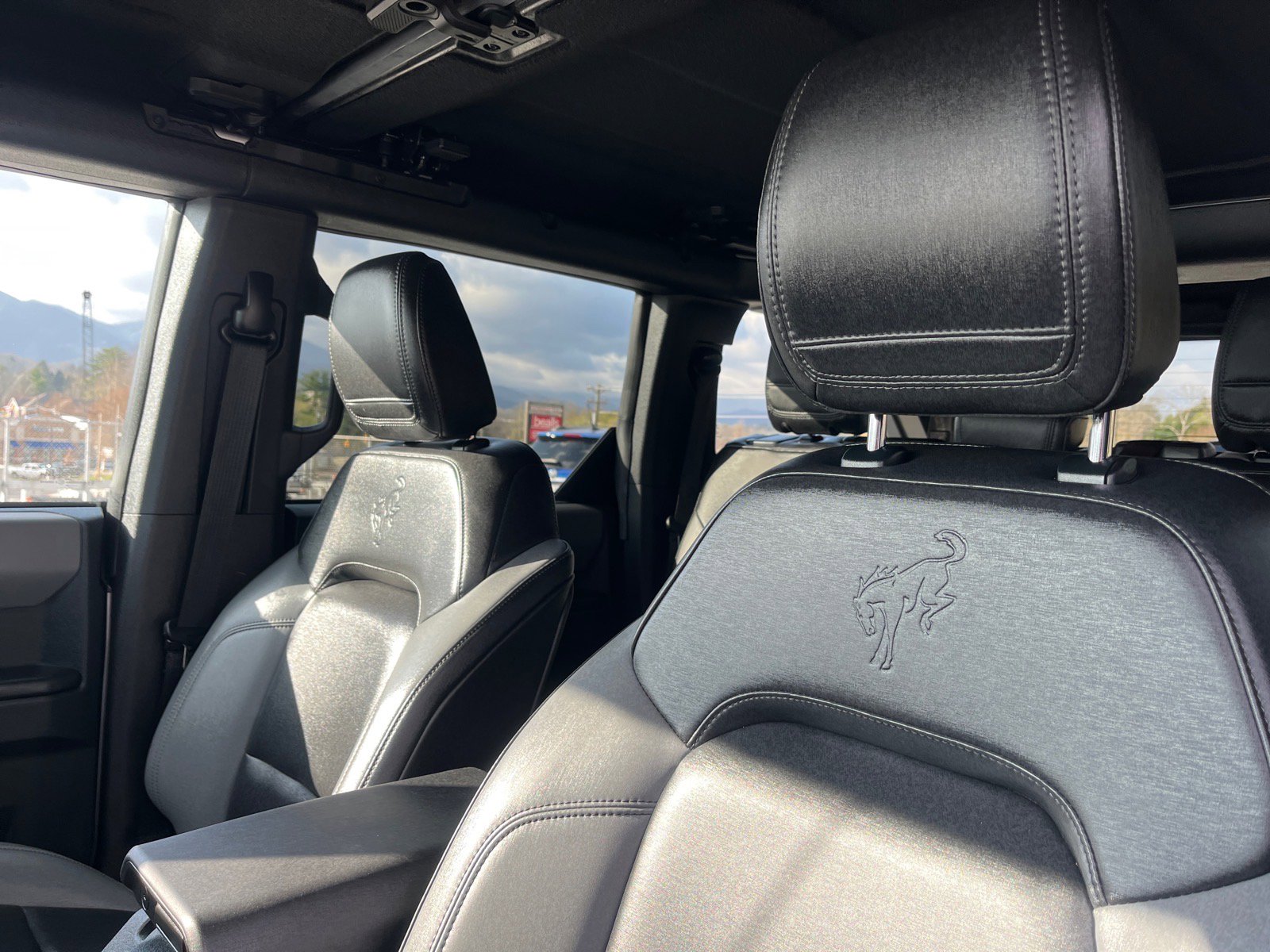 Used 2024 Ford Bronco Big Bend image 7