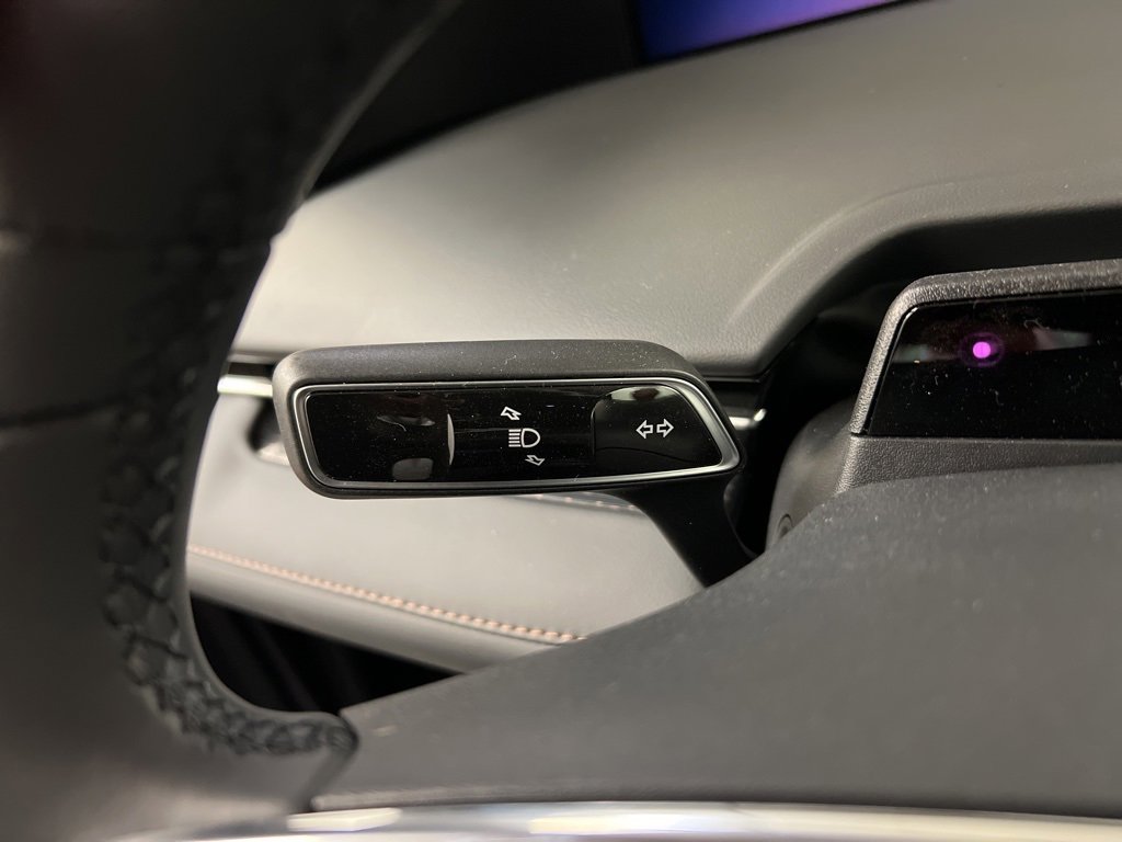 Used 2025 Lincoln Nautilus Premier w/ Equipment Group 102A image 17