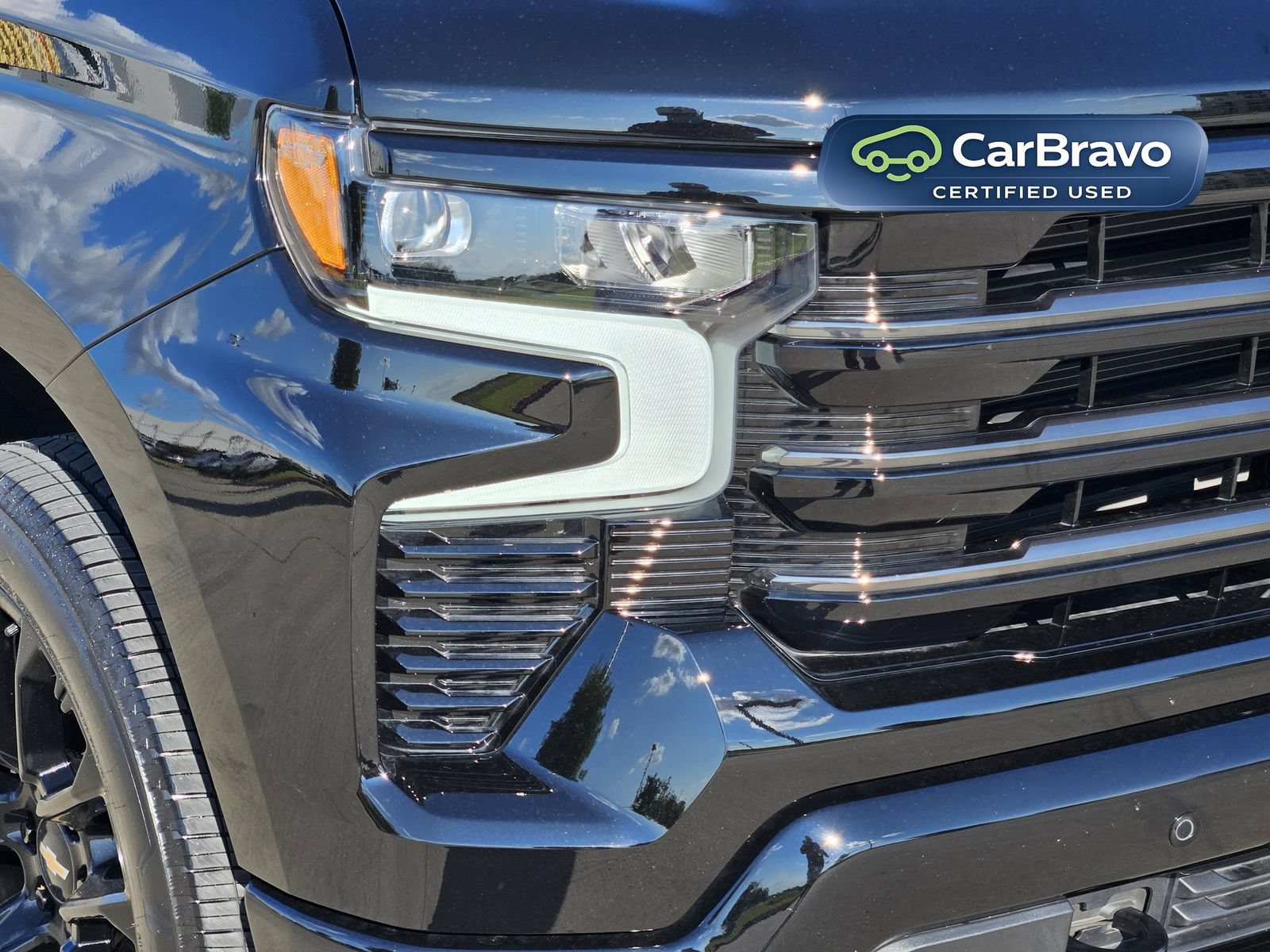 Certified 2025 Chevrolet Silverado 1500 High Country w/ High Country Premium Package AWD/4WD image 10