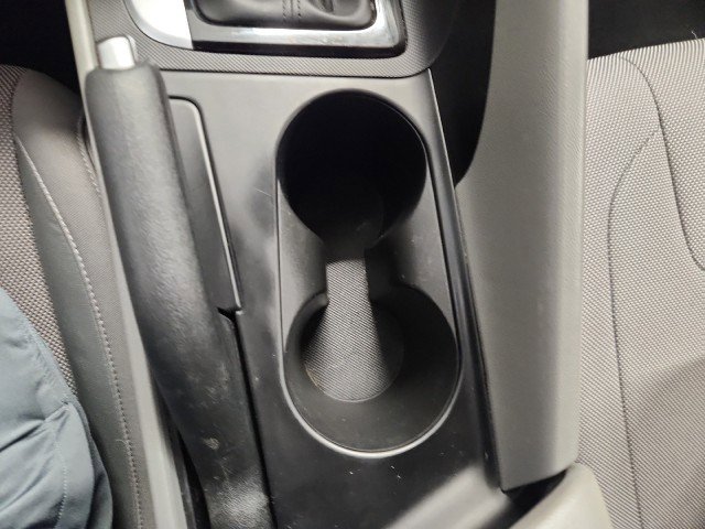 Used 2022 Hyundai Elantra SE image 18