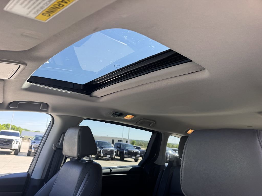 Used 2019 Honda Odyssey EX-L image 23