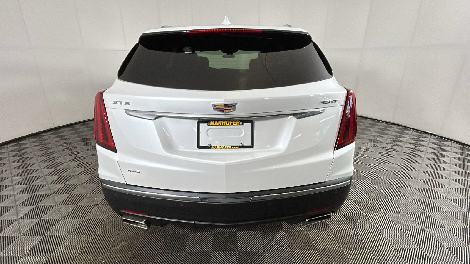 Used 2022 Cadillac XT5 Luxury AWD/4WD image 3