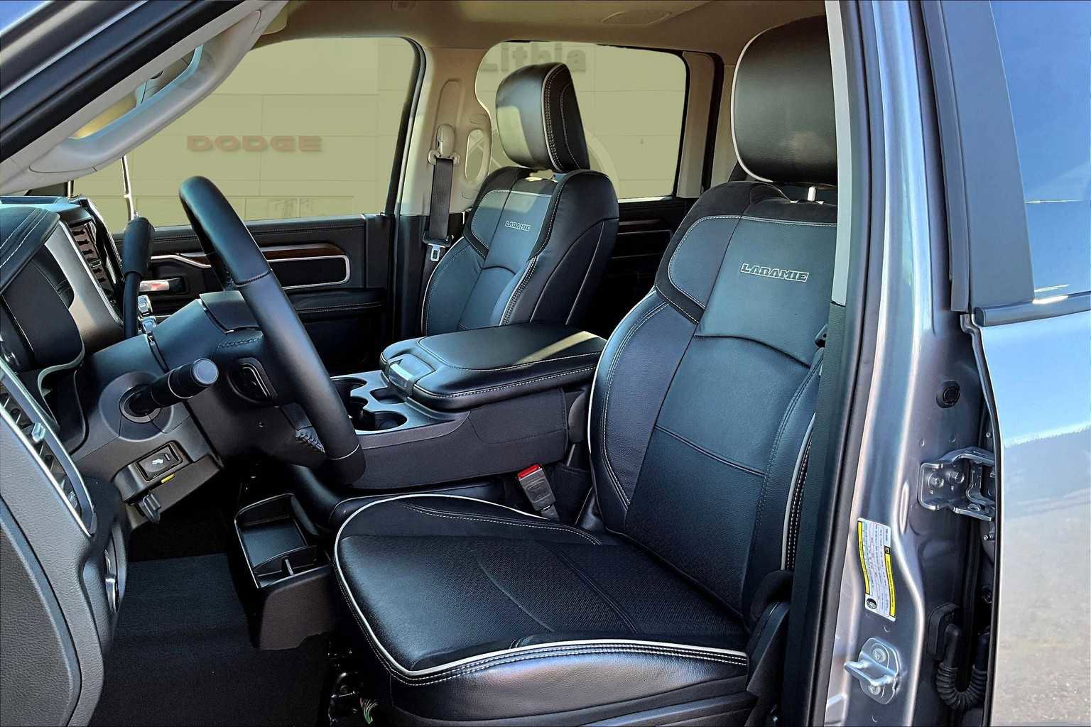 Used 2024 RAM 2500 Laramie w/ Safety Group image 11